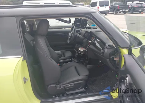 2023 Mini Hardtop Cooper S из США, поврежденный, VIN WMW53DH06P2T39107